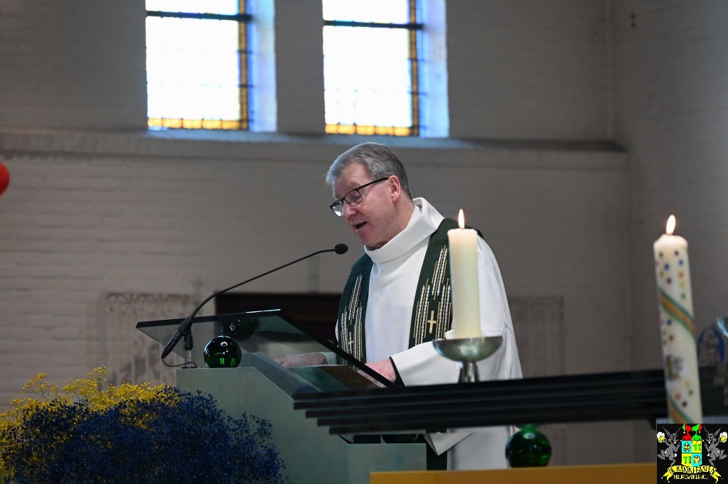 ../Images/Kerkmis 66 jaar Kaninefaaten 045.jpg